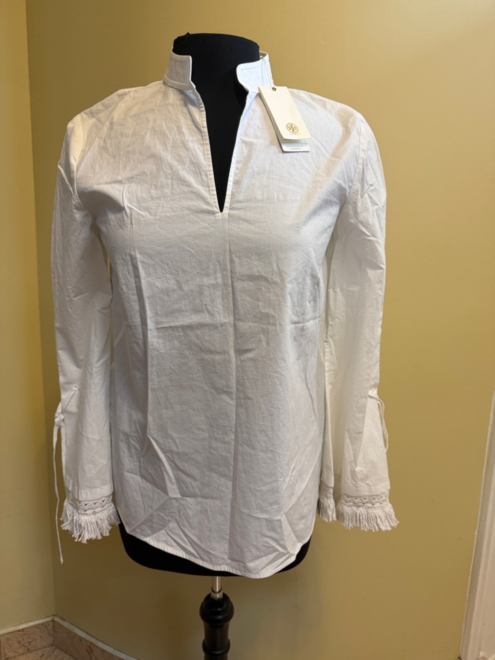 NWT Tory Burch White Cotton Tunic Bell sleeves  Lightweight Shirt Size 2